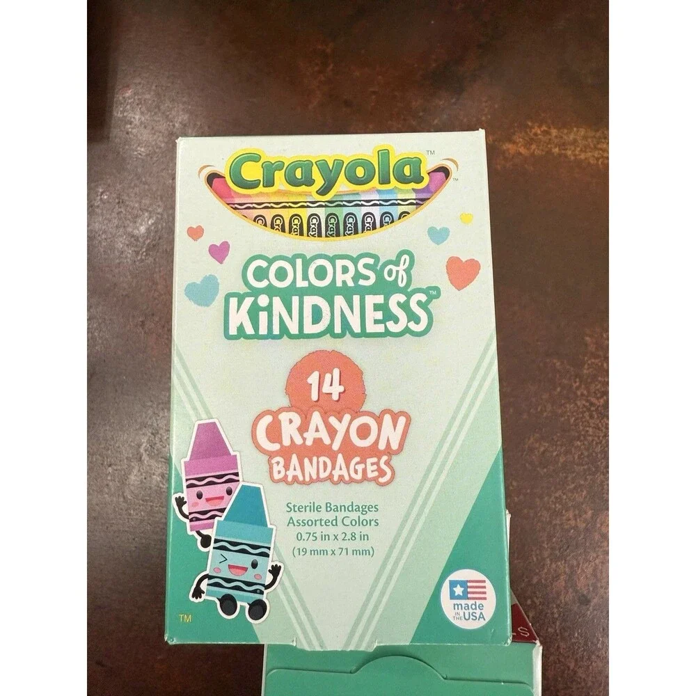 2 Mondo Llama Create-Your-Own Christmas Countdown Garland Kit &12 pk of Band-Aid - Picture 5 of 12